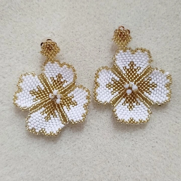 Aretes orquídeas